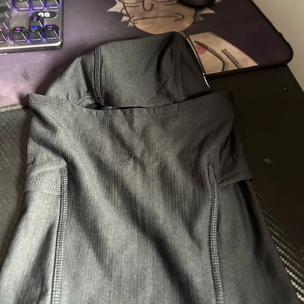 Nike Hyperwarm Hood in Charcoal